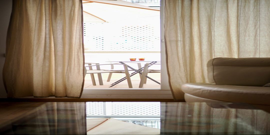 Piso en venta en  calle de Tomás López, Madrid  1/1