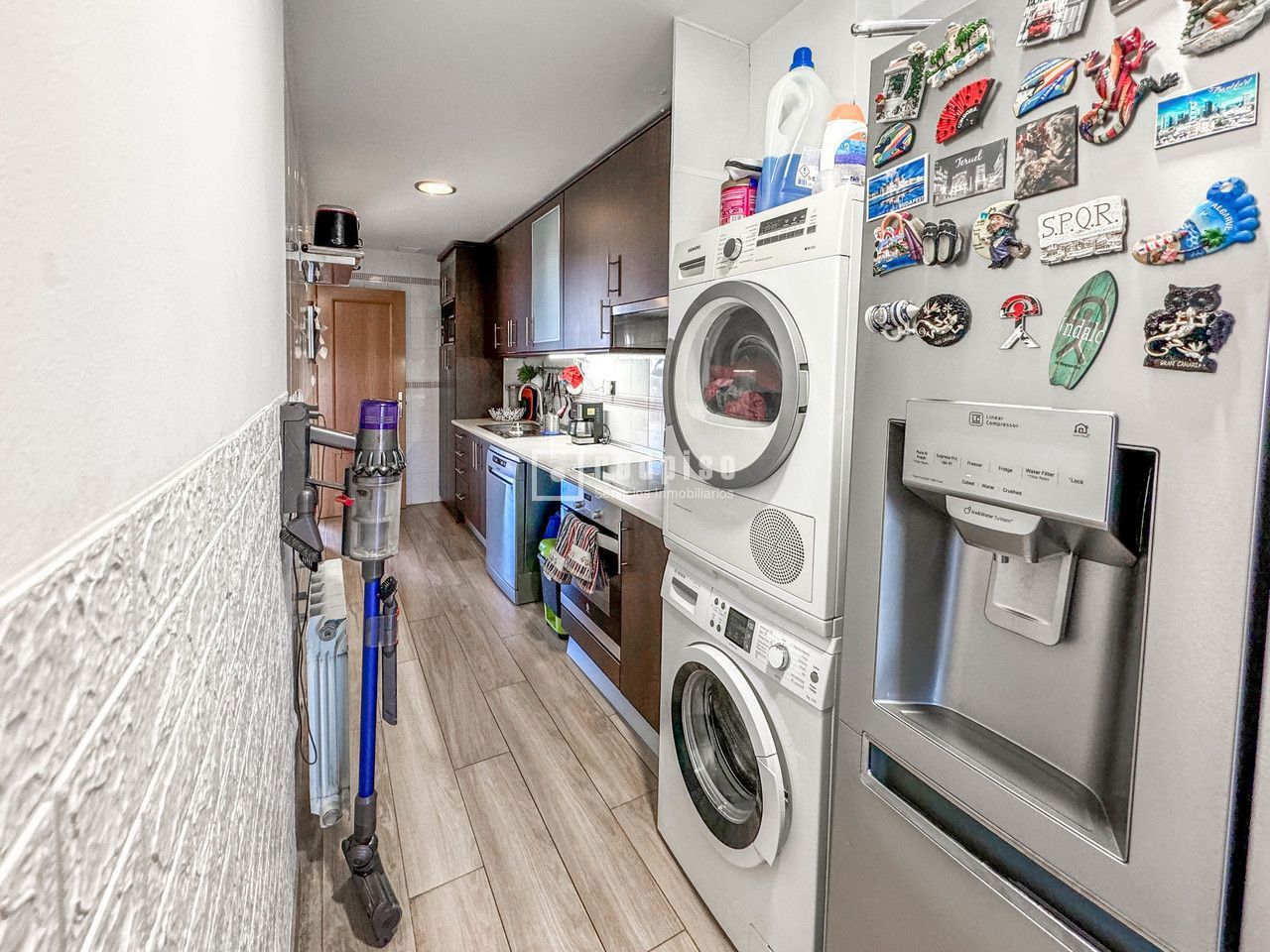 Piso en venta en avenida De La Unión Europea, Arroyomolinos, Madrid 16/46