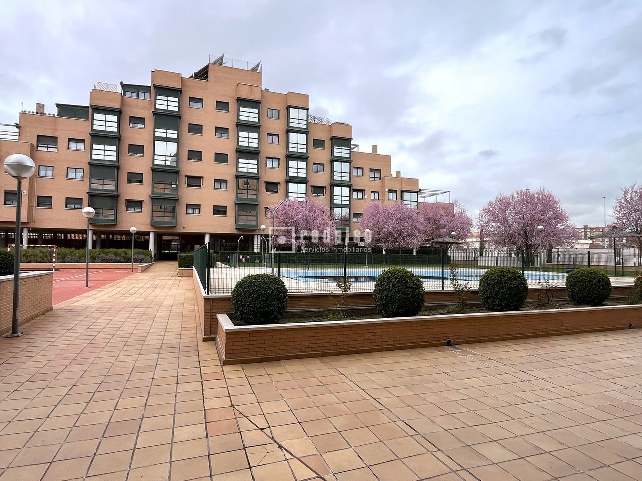 Piso en venta en calle De Los Timbales, Madrid, Madrid 34/34