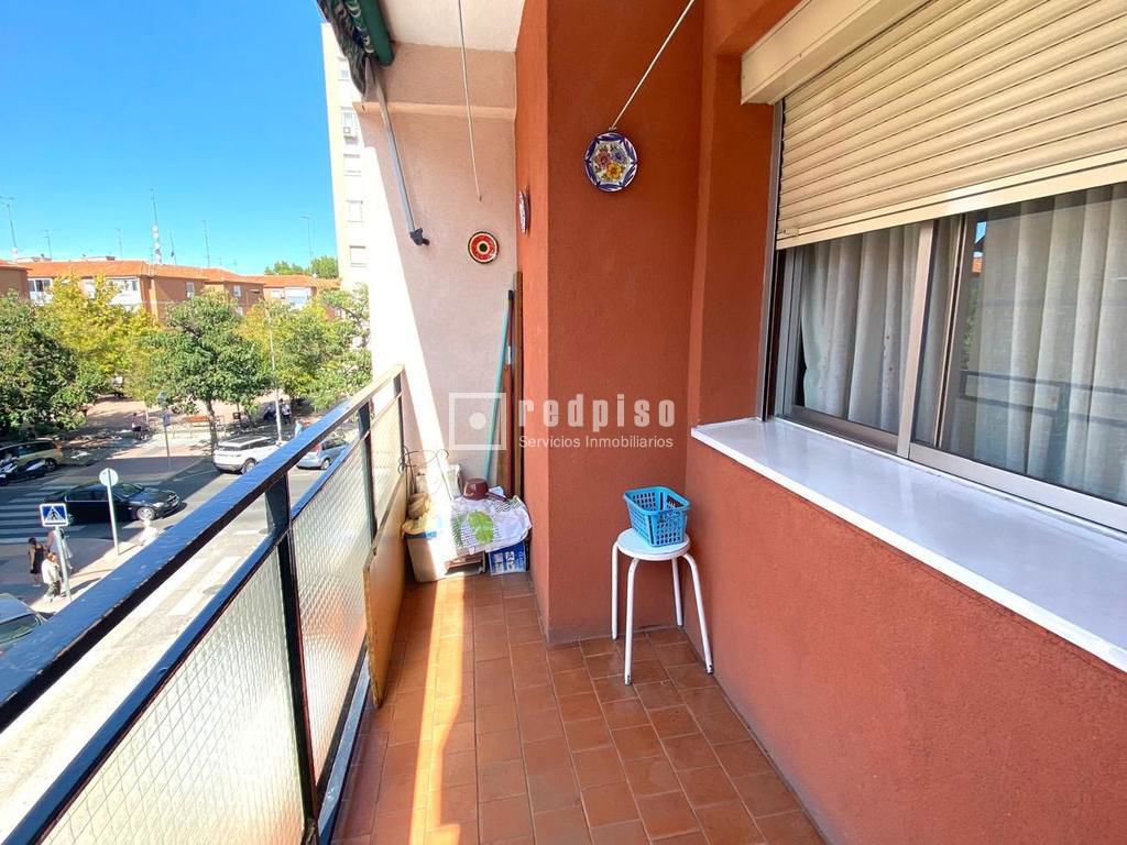 Piso en venta en calle De Santa Teresa, Alcalá De Henares, Madrid 5/17