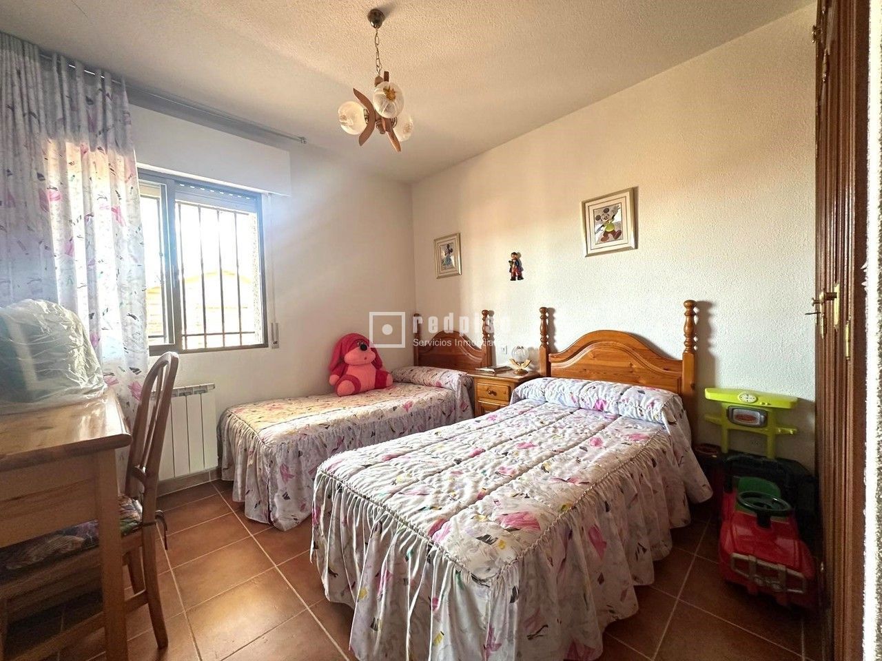 Casa en venta en  calle la Oca, Dominio de Fontenebro, Madrid  18/31