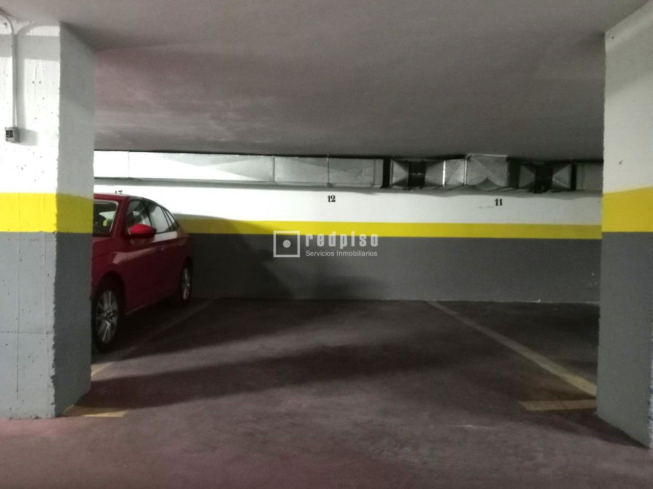 Garaje en alquiler en  calle de Vicente Muzas, Madrid  1/1