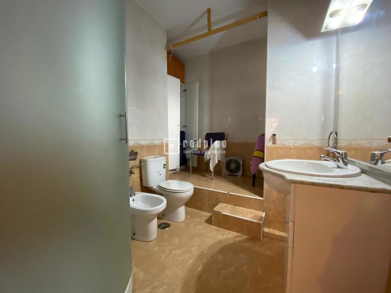 Piso en venta en Alcalá De Henares, Madrid 16/20