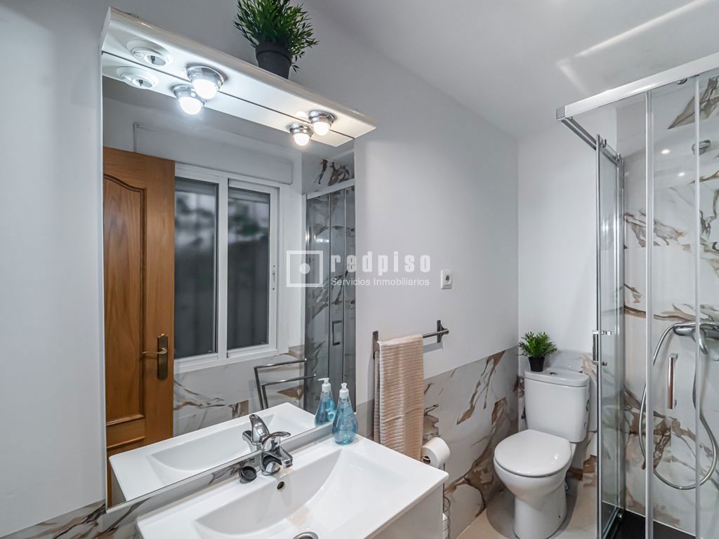 Piso en venta en calle Del Maestro Alonso, Madrid, Madrid 14/34