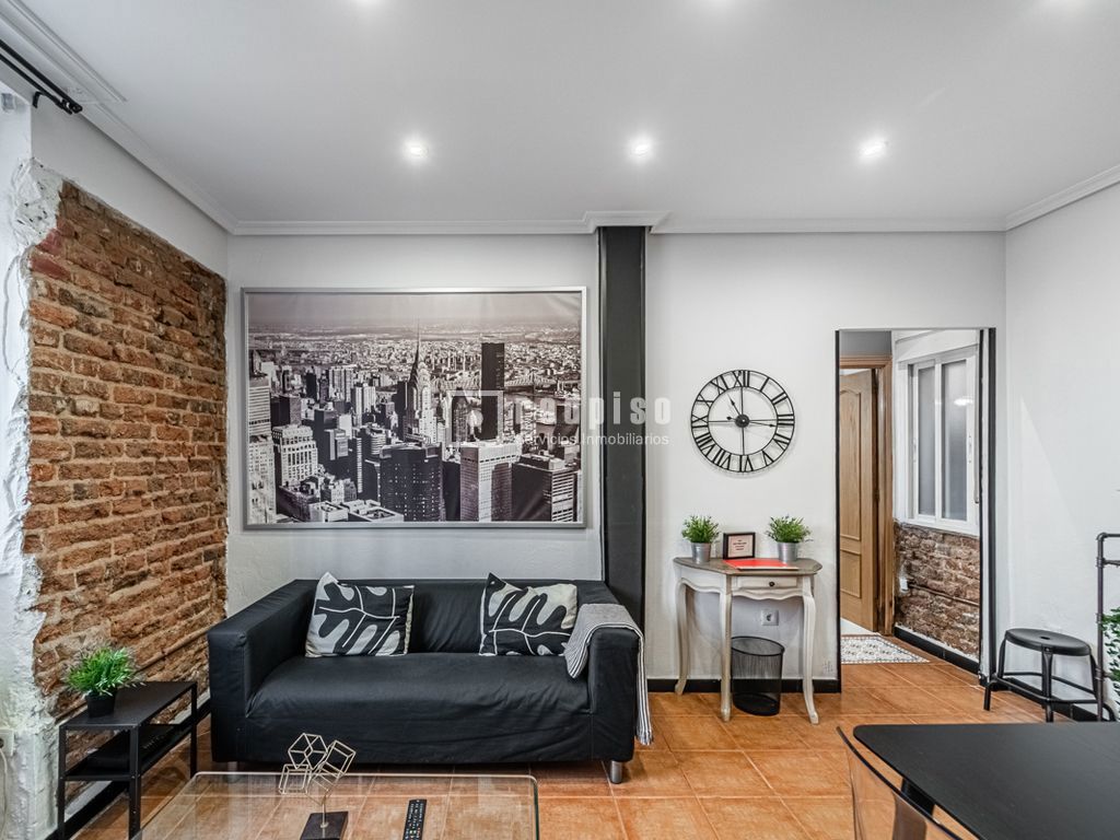 Piso en venta en calle Del Maestro Alonso, Madrid, Madrid 5/34