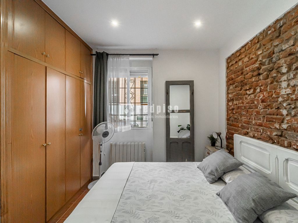 Piso en venta en calle Del Maestro Alonso, Madrid, Madrid 12/34
