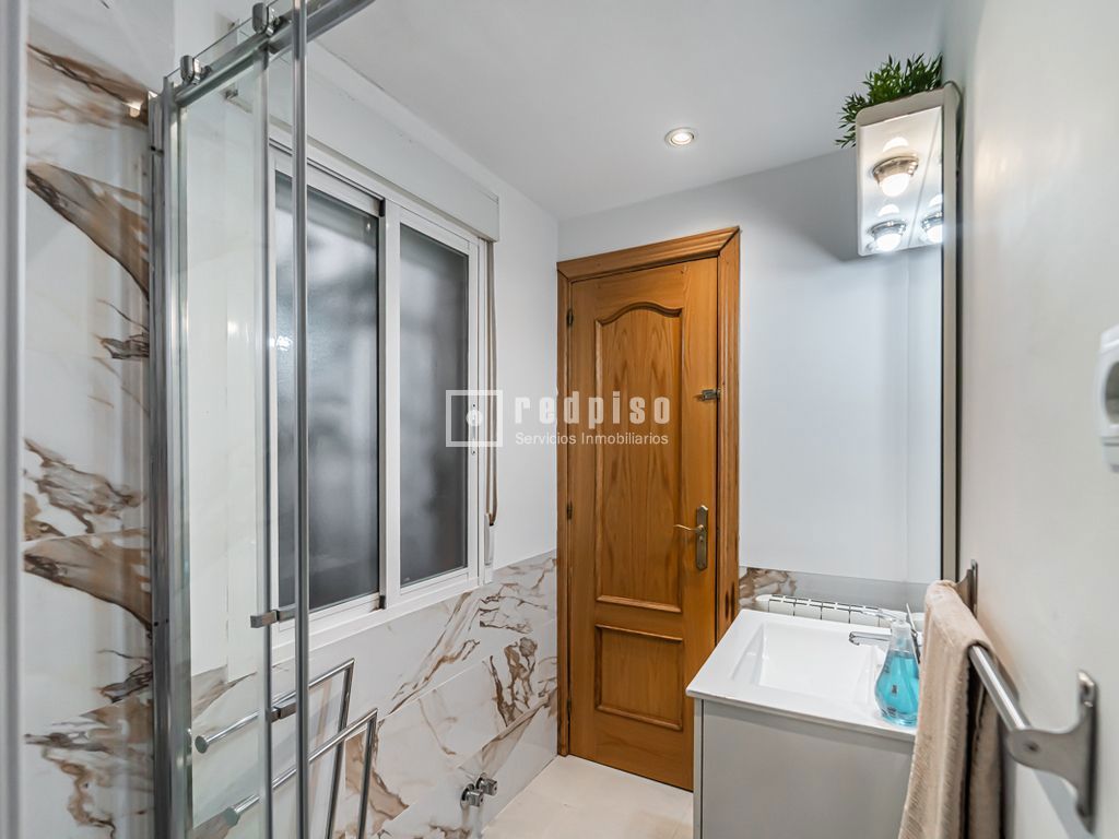Piso en venta en calle Del Maestro Alonso, Madrid, Madrid 17/34