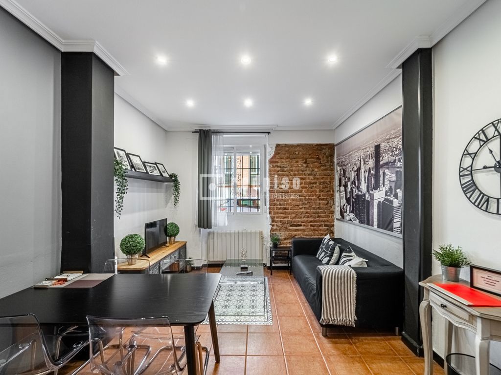 Piso en venta en calle Del Maestro Alonso, Madrid, Madrid 6/34