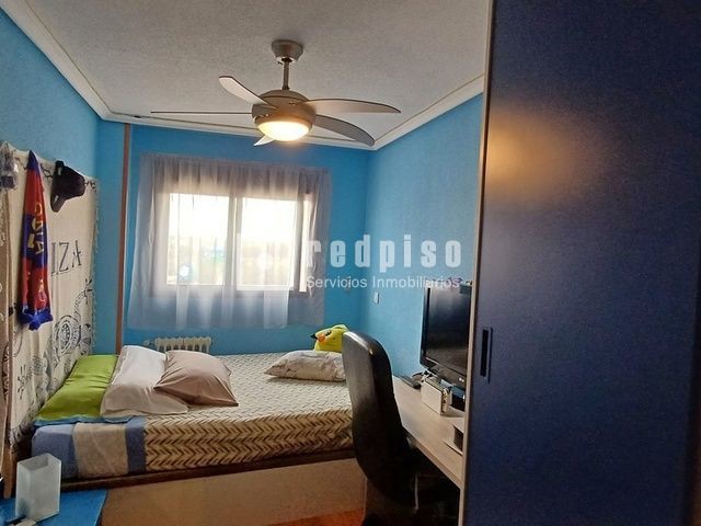 Piso en venta en  calle del Mar Cantábrico, Coslada, Madrid  10/19