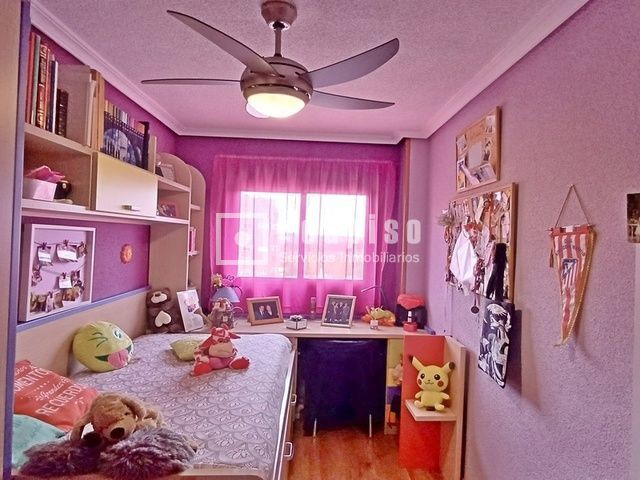 Piso en venta en  calle del Mar Cantábrico, Coslada, Madrid  9/19