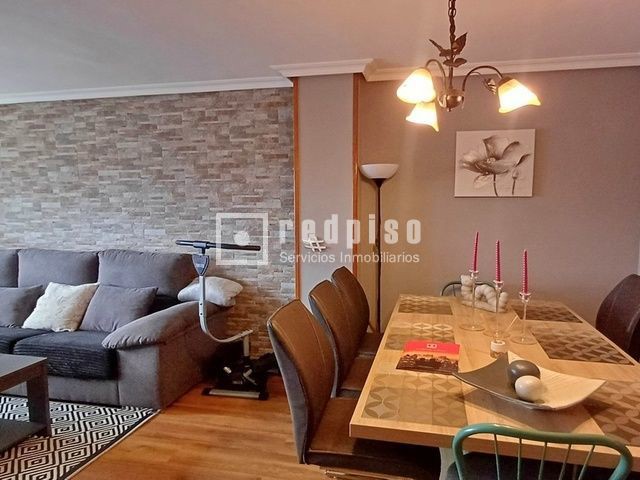 Piso en venta en  calle del Mar Cantábrico, Coslada, Madrid  6/19