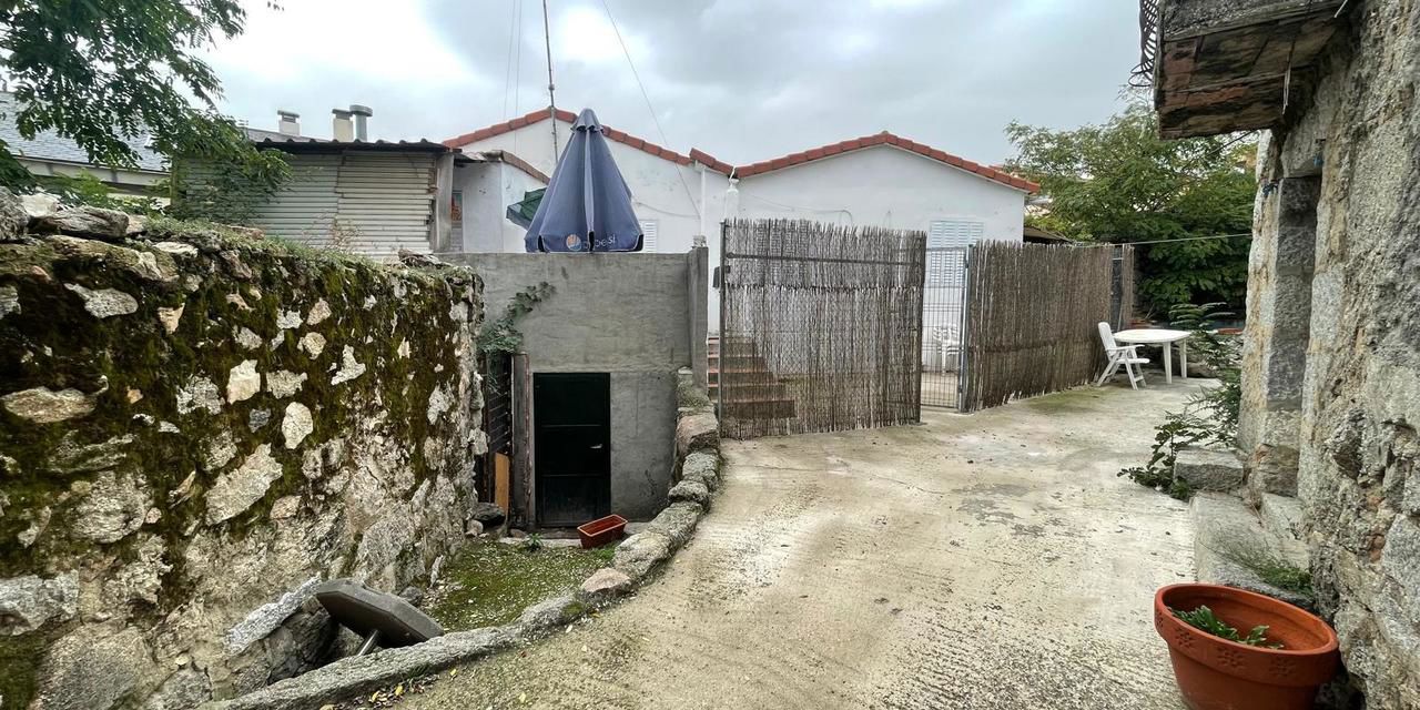 Casa en venta en  Valdemorillo, Madrid  1/1