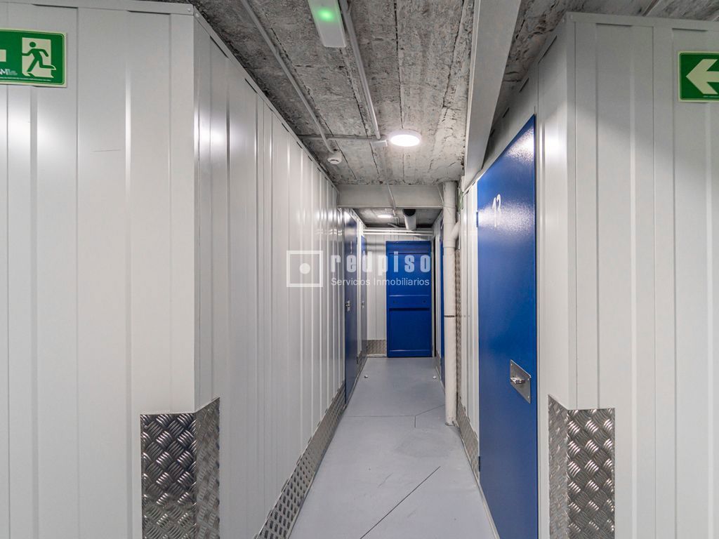 Trastero en venta en  calle de Bocángel, Salamanca, Madrid  9/16