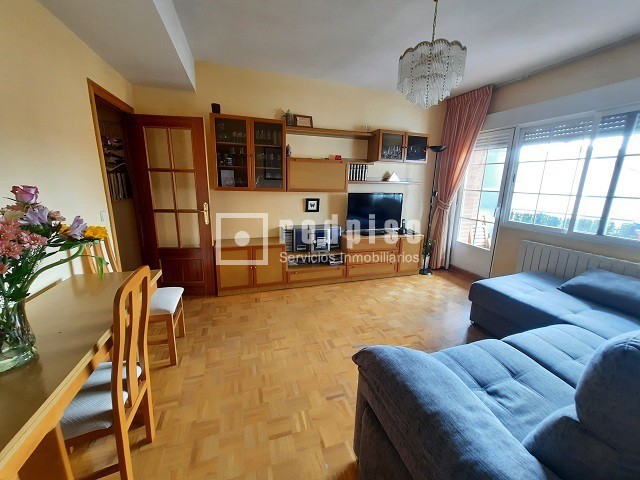 Piso en venta en  Colmenar Viejo, Madrid  9/18