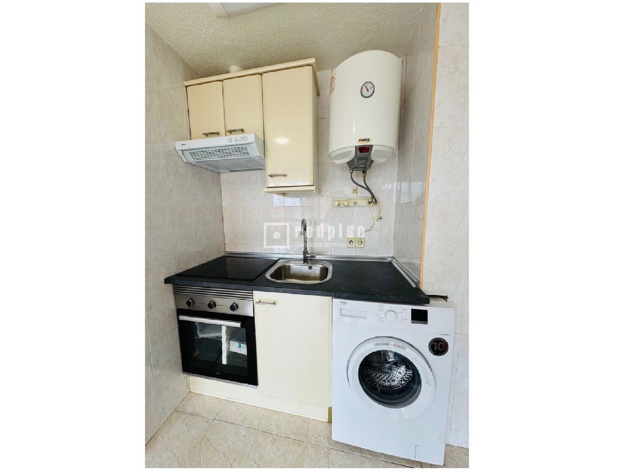 Piso en alquiler en Fuenlabrada, Madrid 4/8