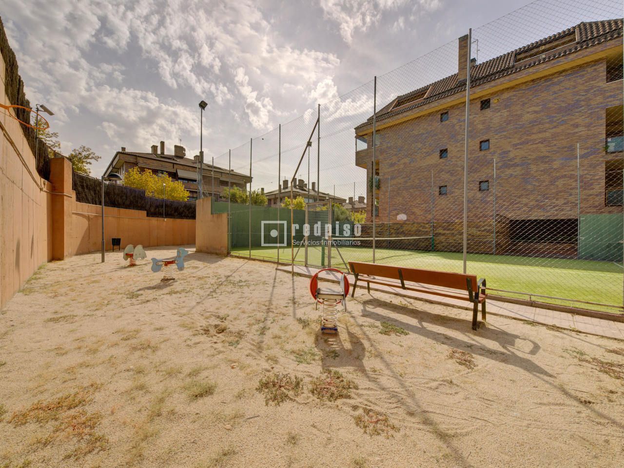 Piso en venta en  Pozuelo de Alarcón, Madrid  64/64