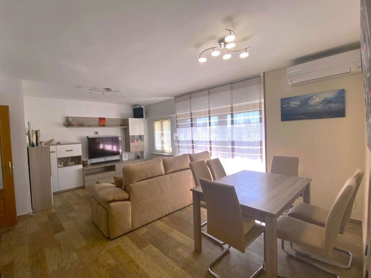 Piso en venta en  calle de la Huerta, San Fernando de Henares, Madrid  1/18