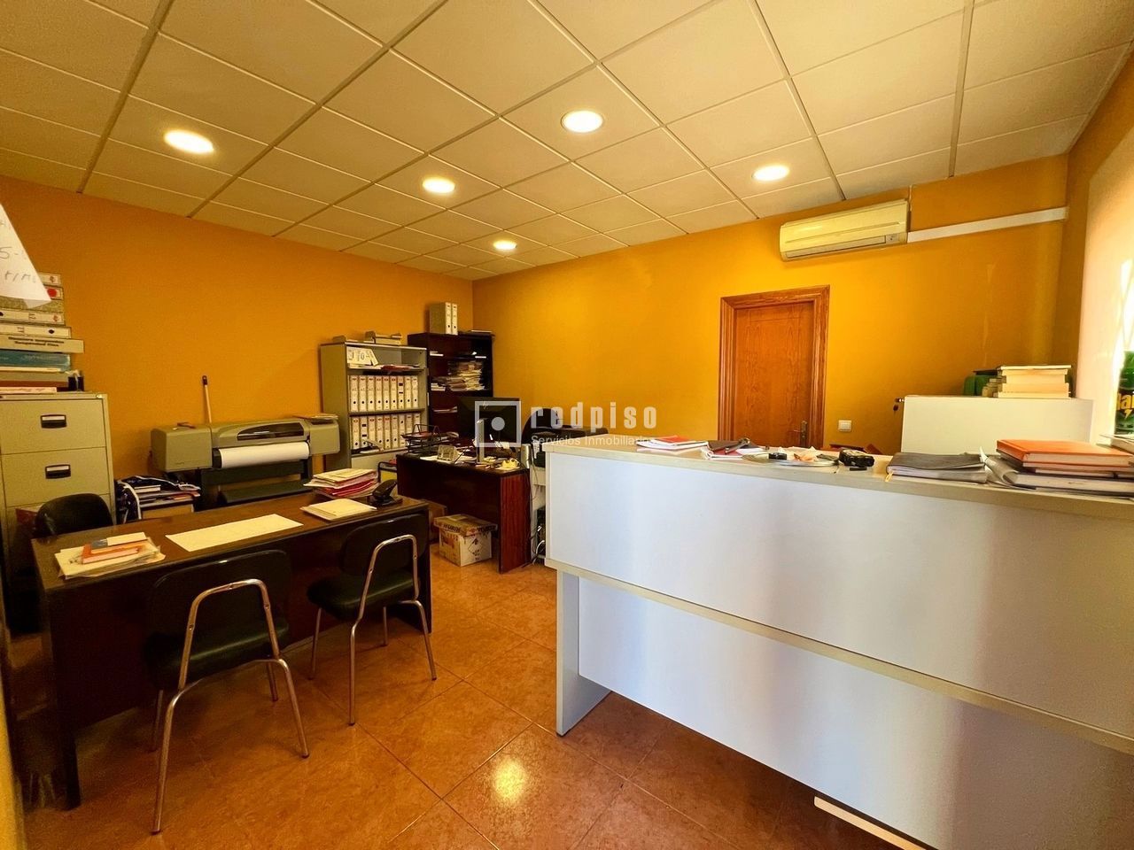 Nave Industrial en venta en  calle Ciro Alegría, Cruz de Humilladero, Málaga  4/17