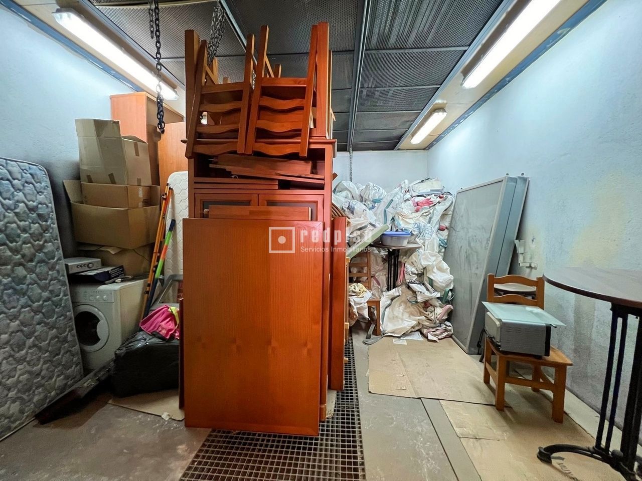 Nave Industrial en venta en  calle Ciro Alegría, Cruz de Humilladero, Málaga  13/17