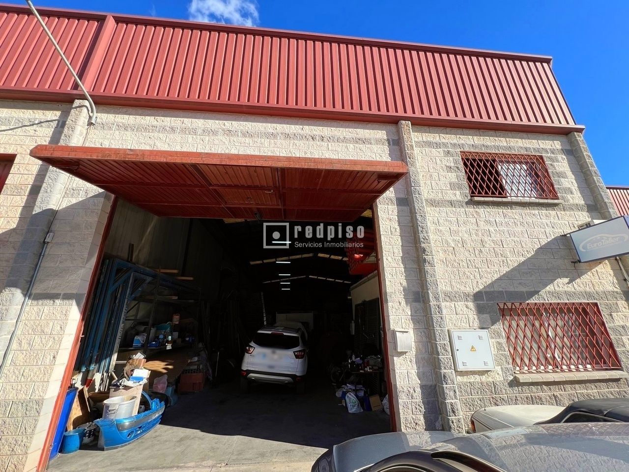 Nave Industrial en venta en  calle Ciro Alegría, Cruz de Humilladero, Málaga  2/17