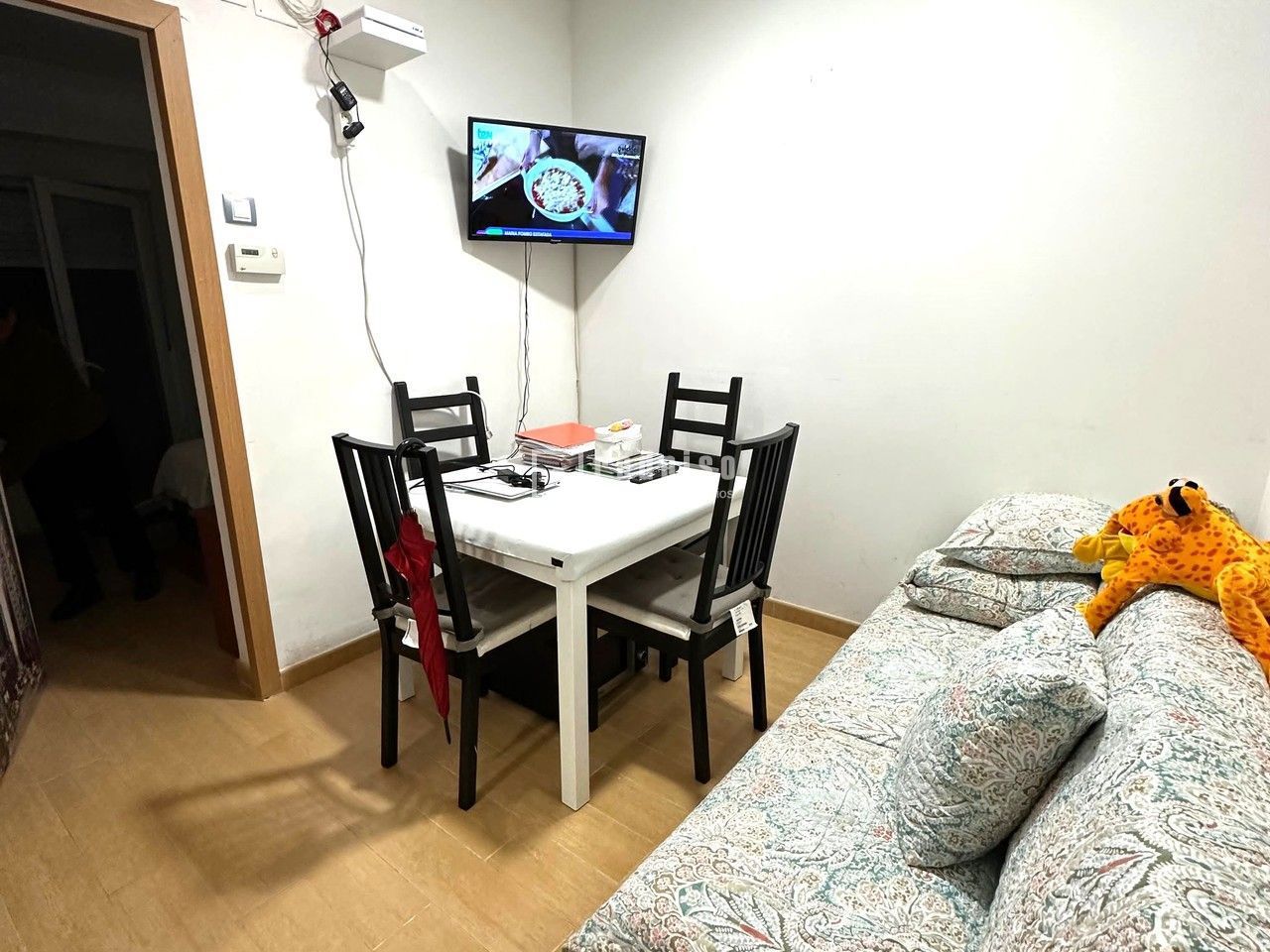 Piso en venta en  calle de González Soto, Madrid  1/1