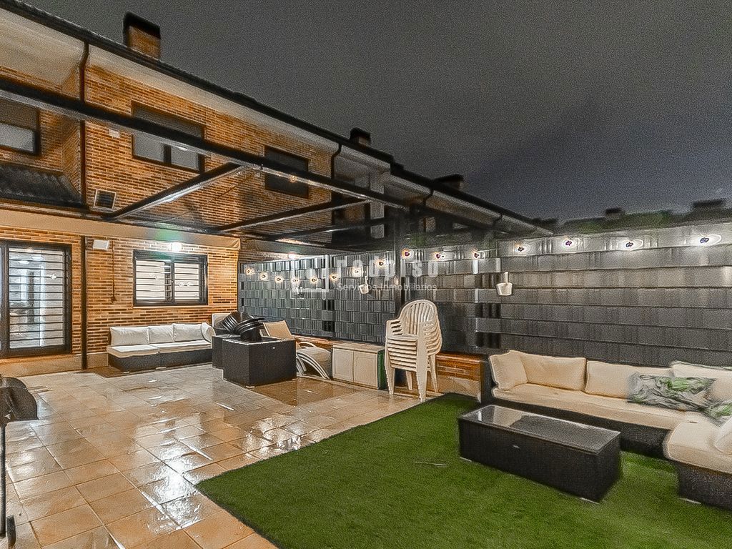 Casa en alquiler en  calle del Arroyo del Cañaveral, Vicálvaro, Madrid  14/40