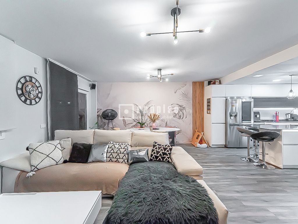 Casa en alquiler en  calle del Arroyo del Cañaveral, Vicálvaro, Madrid  8/40