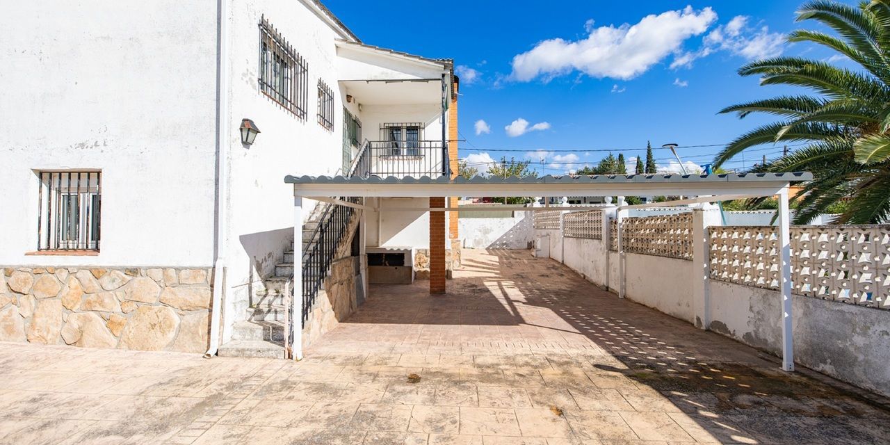 Casa en venta en  calle de las Margaritas, El Álamo, Madrid  1/43