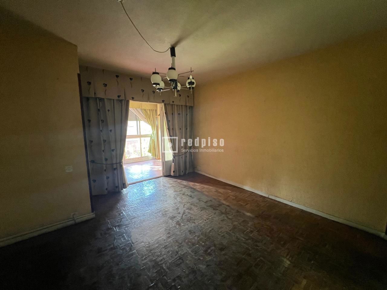 Piso en venta en calle De Illescas, Latina, Madrid 3/16