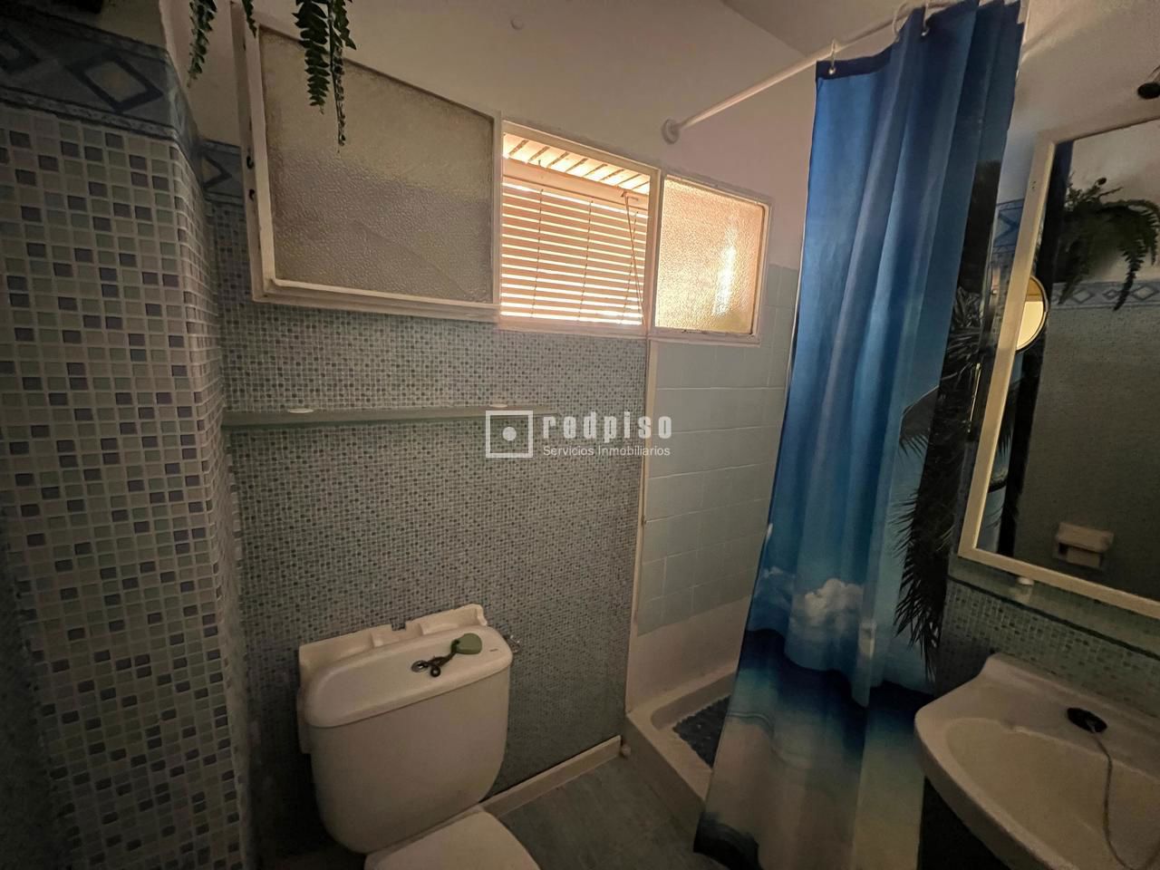 Piso en venta en calle De Illescas, Latina, Madrid 7/16