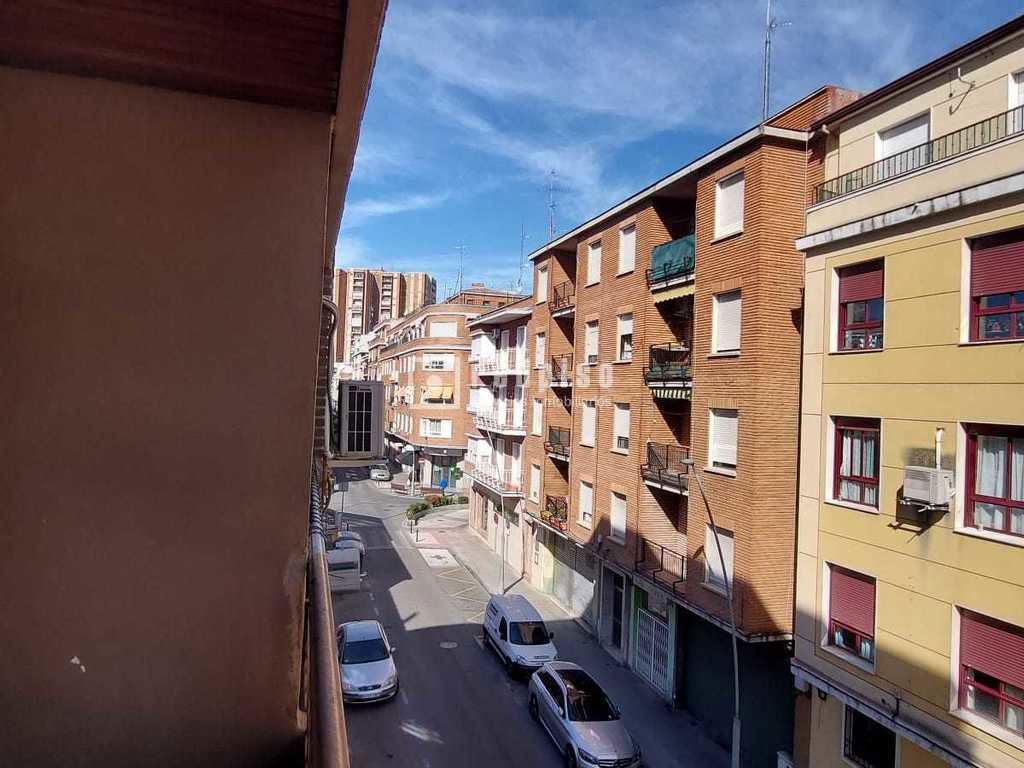 Piso en venta en  calle Joaquina Santander, Talavera de la Reina, Toledo  23/30