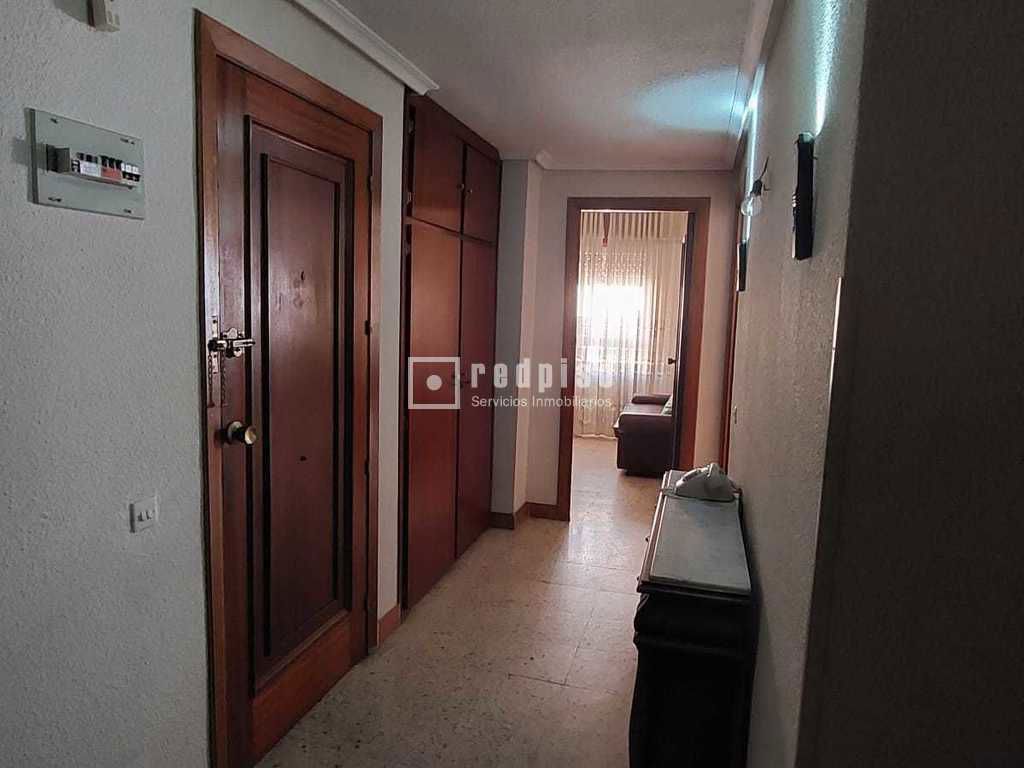 Piso en venta en  calle Joaquina Santander, Talavera de la Reina, Toledo  4/30