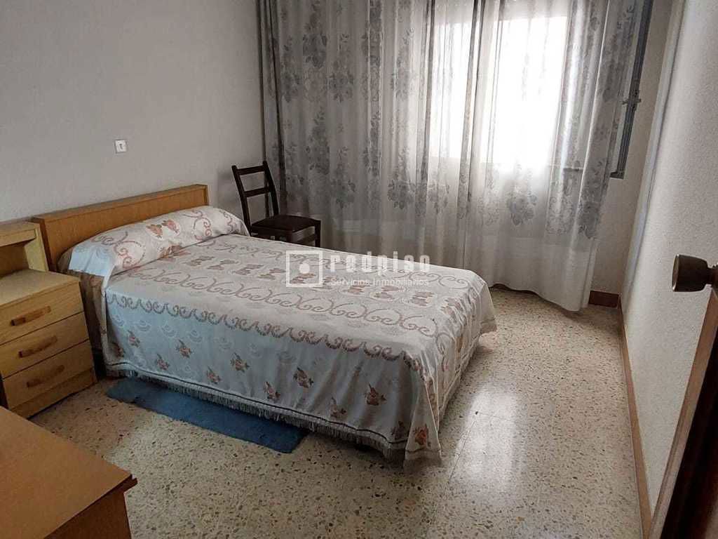 Piso en venta en  calle Joaquina Santander, Talavera de la Reina, Toledo  13/30