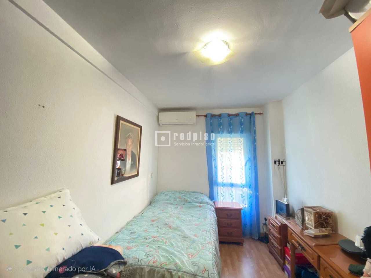 Piso en venta en Alcalá De Henares, Madrid 13/17