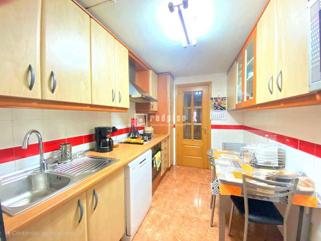 Piso en venta en Alcalá De Henares, Madrid 6/17