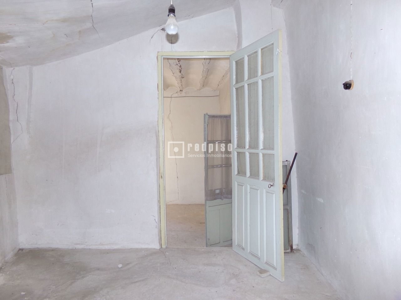 Casa en venta en calle Del Barranco, Belmonte De Tajo, Madrid 18/23