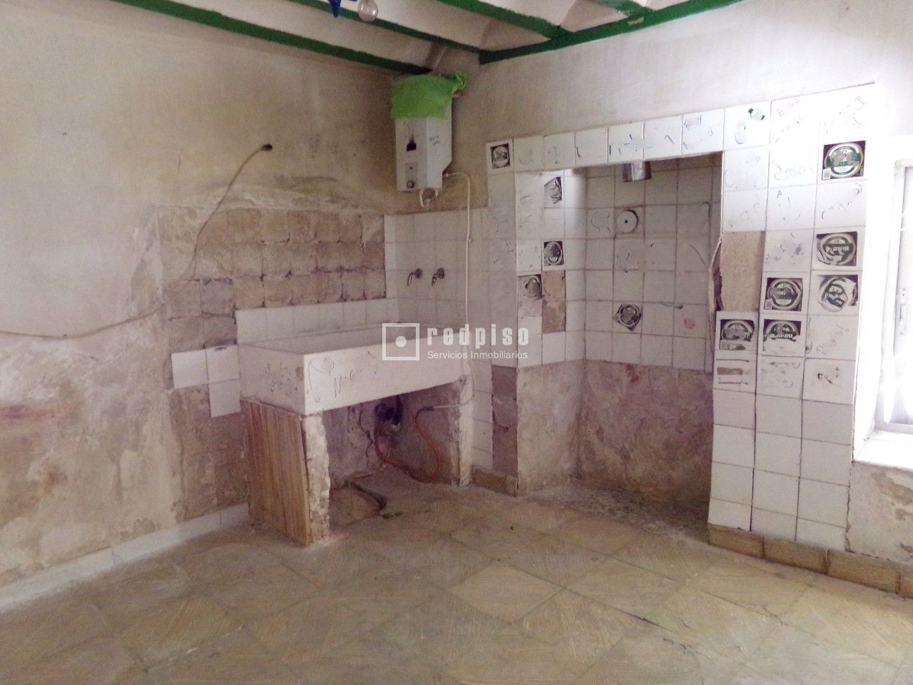 Casa en venta en calle Del Barranco, Belmonte De Tajo, Madrid 3/23