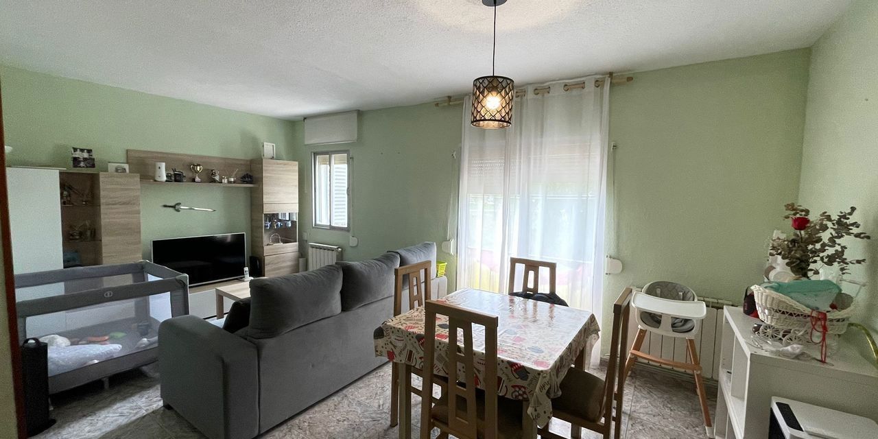 Piso en venta en  calle de Godella, Villaverde, Madrid  1/1