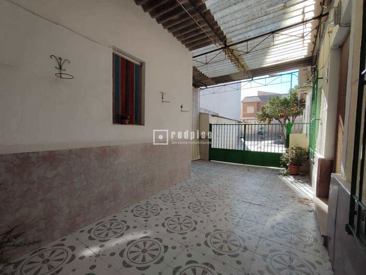 Casa en venta en  calle Policía Nacional Ángel García Rabadán, Murcia  17/22
