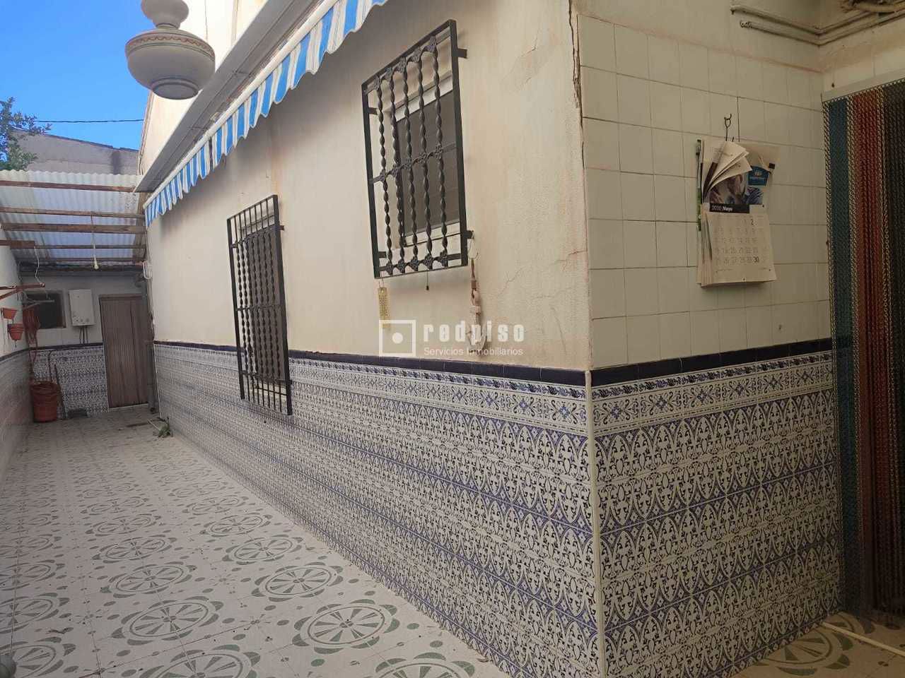 Casa en venta en  calle Policía Nacional Ángel García Rabadán, Murcia  3/22
