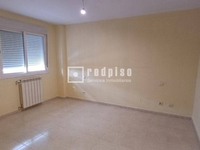 Piso en venta en  Coslada, Madrid  28/40