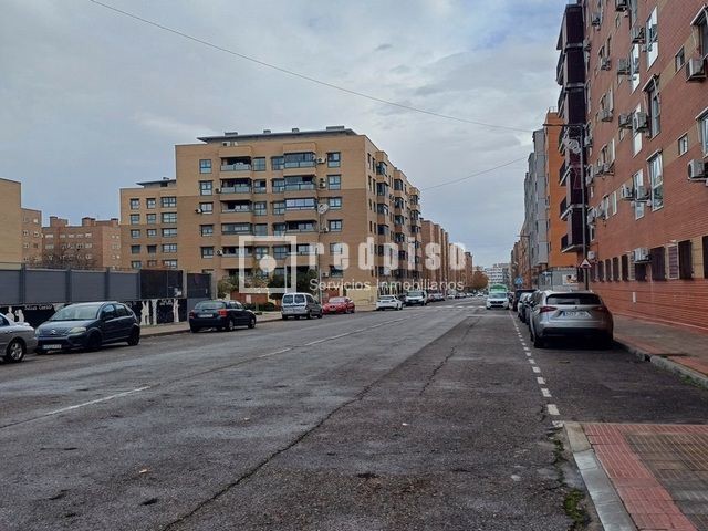 Piso en venta en  Coslada, Madrid  37/40