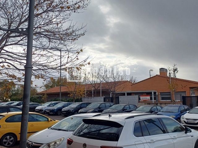 Piso en venta en  Coslada, Madrid  36/40