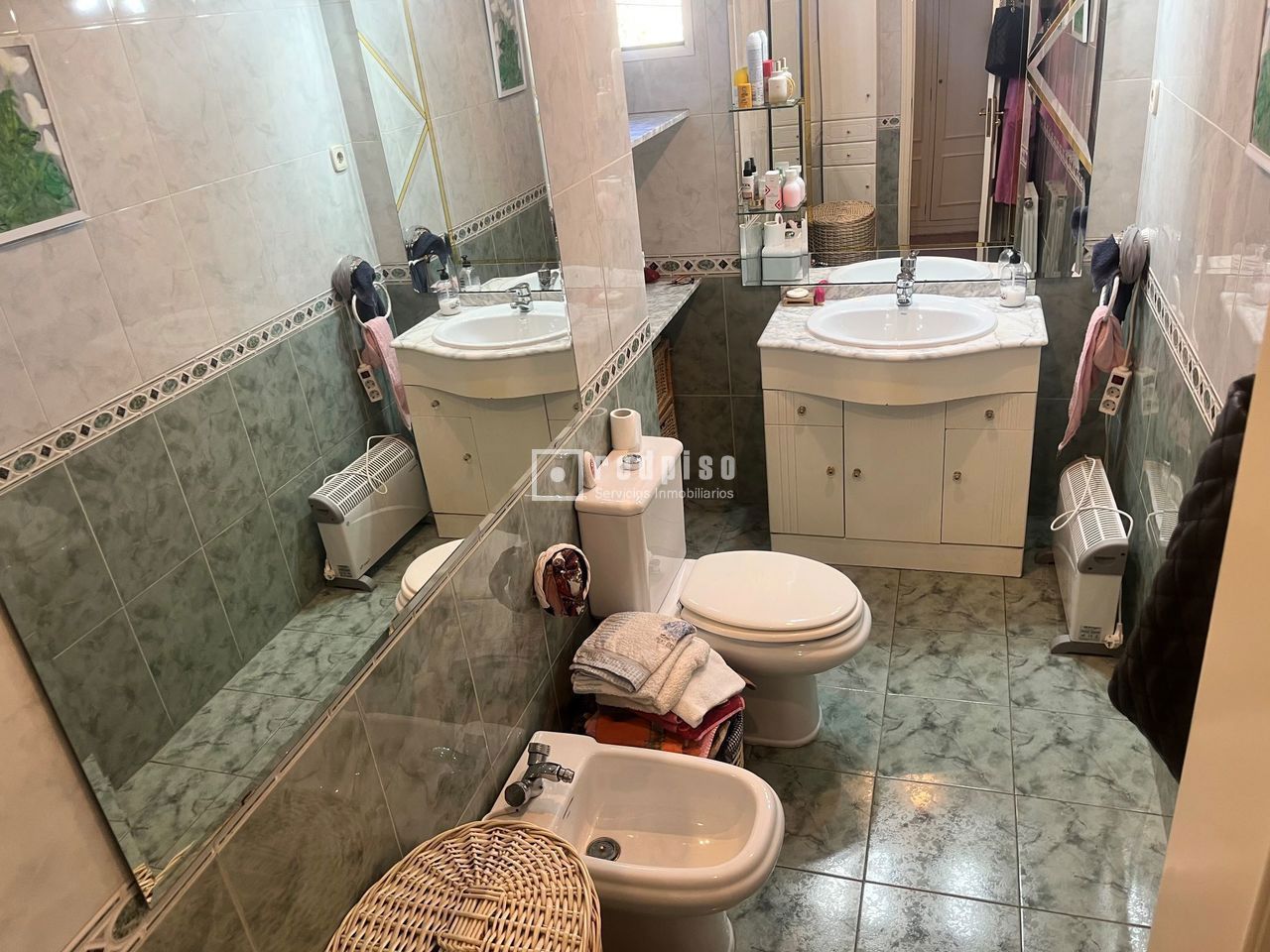 Piso en venta en calle De Blas Cabrera, Madrid, Madrid 9/18