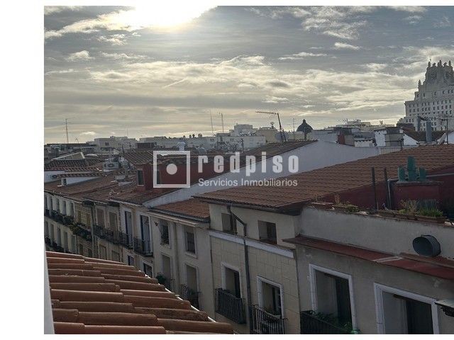 Piso en venta en calle De San Bartolomé, Madrid, Madrid 6/6