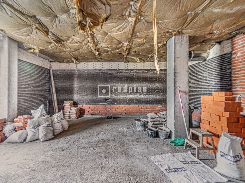Local en venta en calle Simone De Beauvoir, 1,  Rivas-vaciamadrid, Madrid 7/9