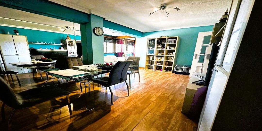 Piso en venta en  Parla, Madrid  1/1