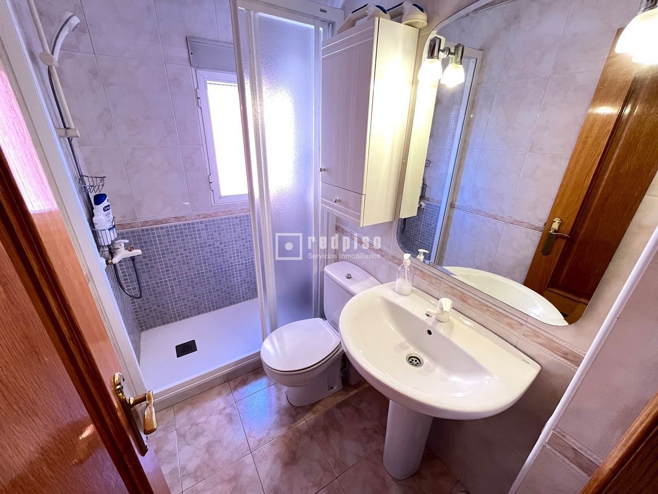 Piso en venta en calle De Rafael Finat, Latina, Madrid 10/15