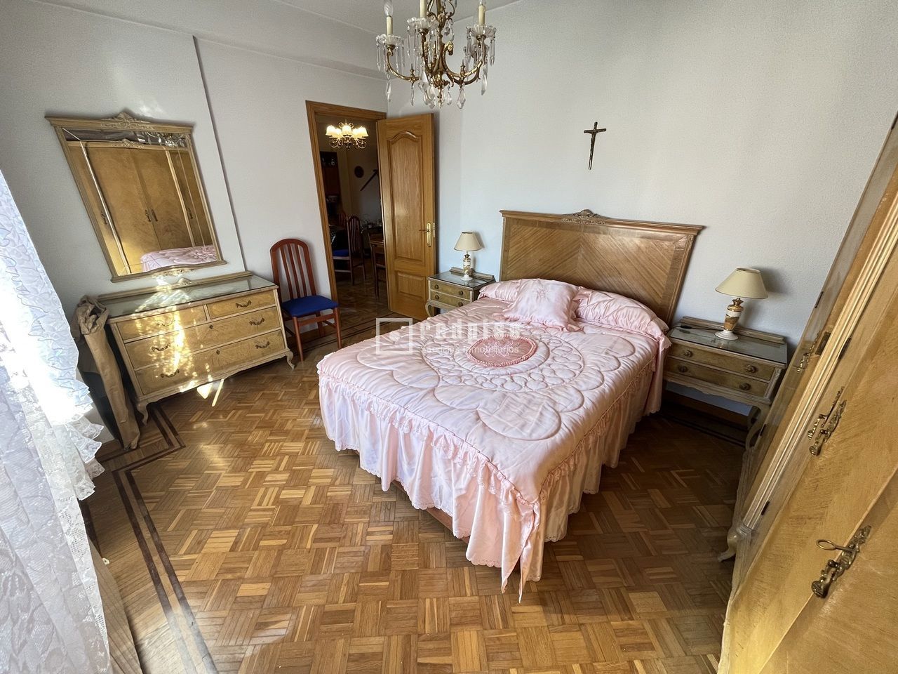 Piso en venta en calle De Rafael Finat, Latina, Madrid 6/15