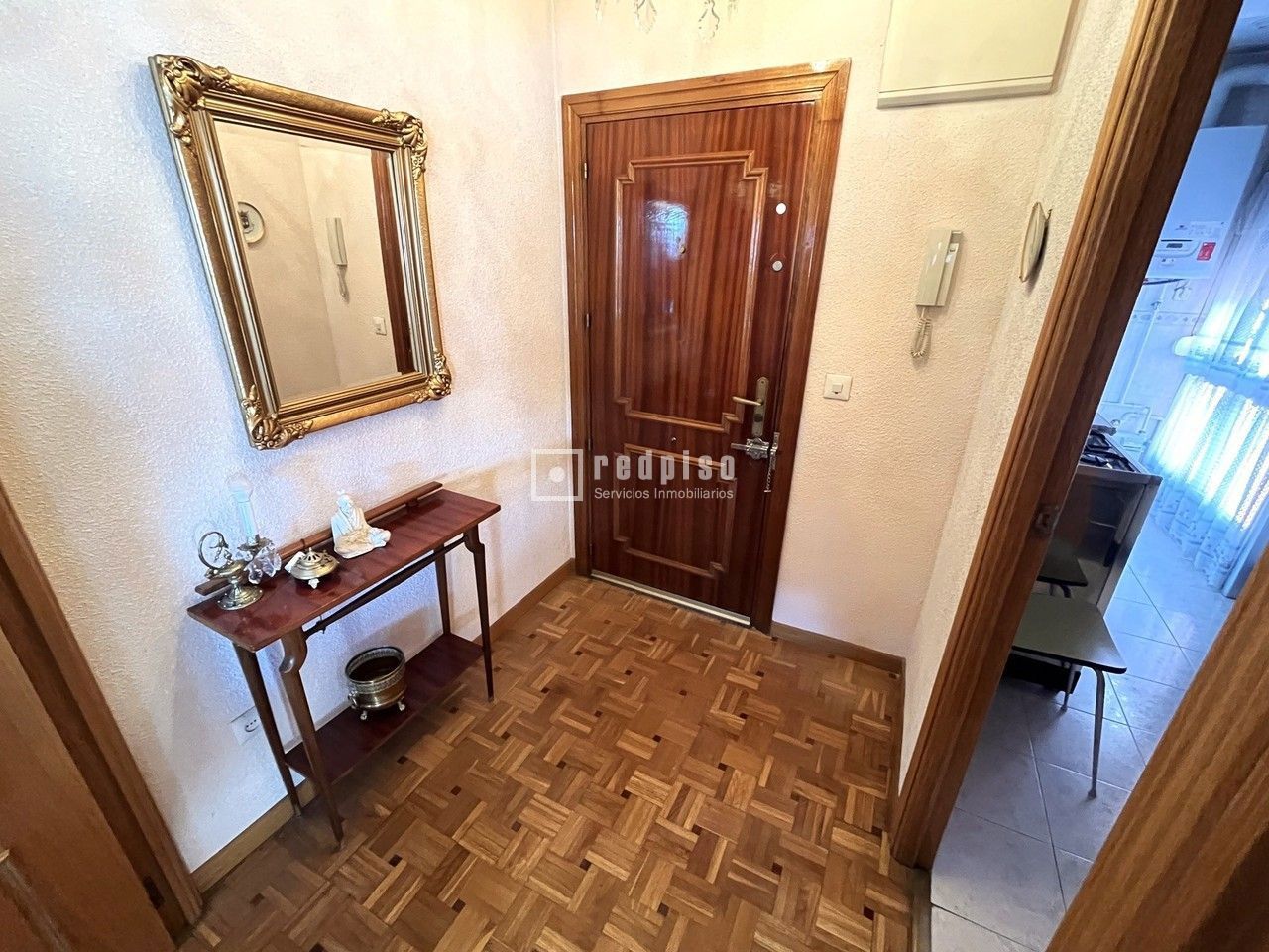 Piso en venta en calle De Rafael Finat, Latina, Madrid 15/15